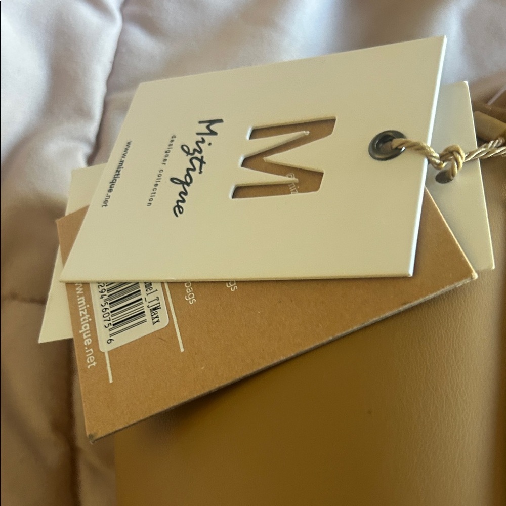 Miztique Classic Tan Shoulder Bag - Picture 4 of 8